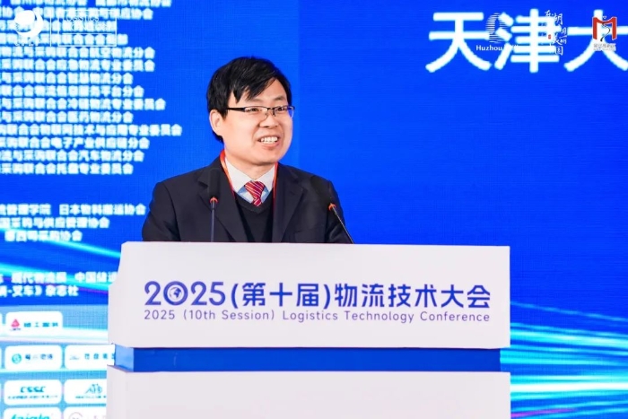 刘伟华.jpg
